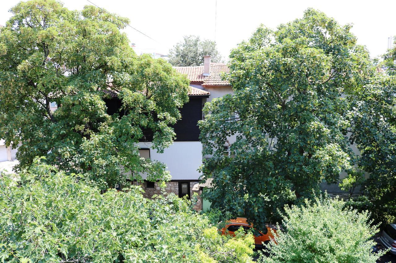 Sea Port Celebrity Apartment - Lets4Holiday Varna Exteriör bild